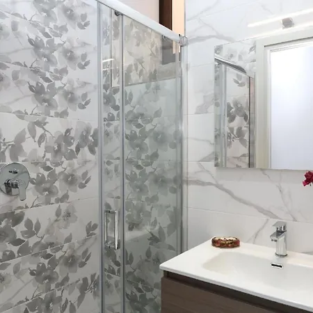 Ferienwohnung Fuer 5 Personen Ca 55 Qm In Cefalu, Sizilien Nordkueste Von Sizilien * Cefalu