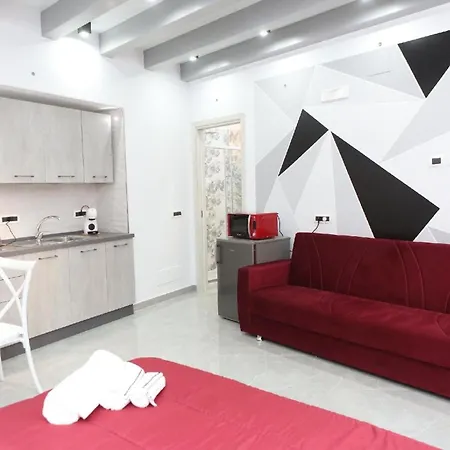 Apartment Ferienwohnung Fuer 5 Personen Ca 55 Qm In Cefalu, Sizilien Nordkueste Von Sizilien